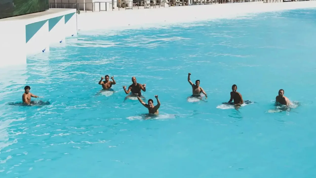 Private-Surf-Session-Palm-Springs-Surf-Club